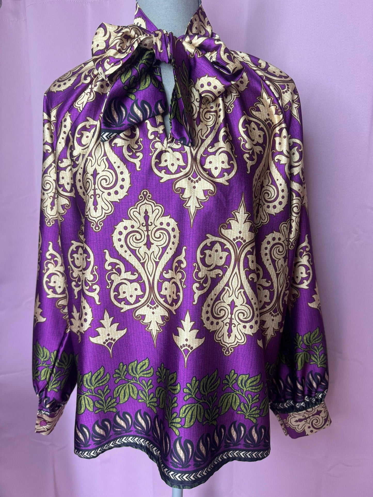 Ref 13 Blouse satiné à motifs