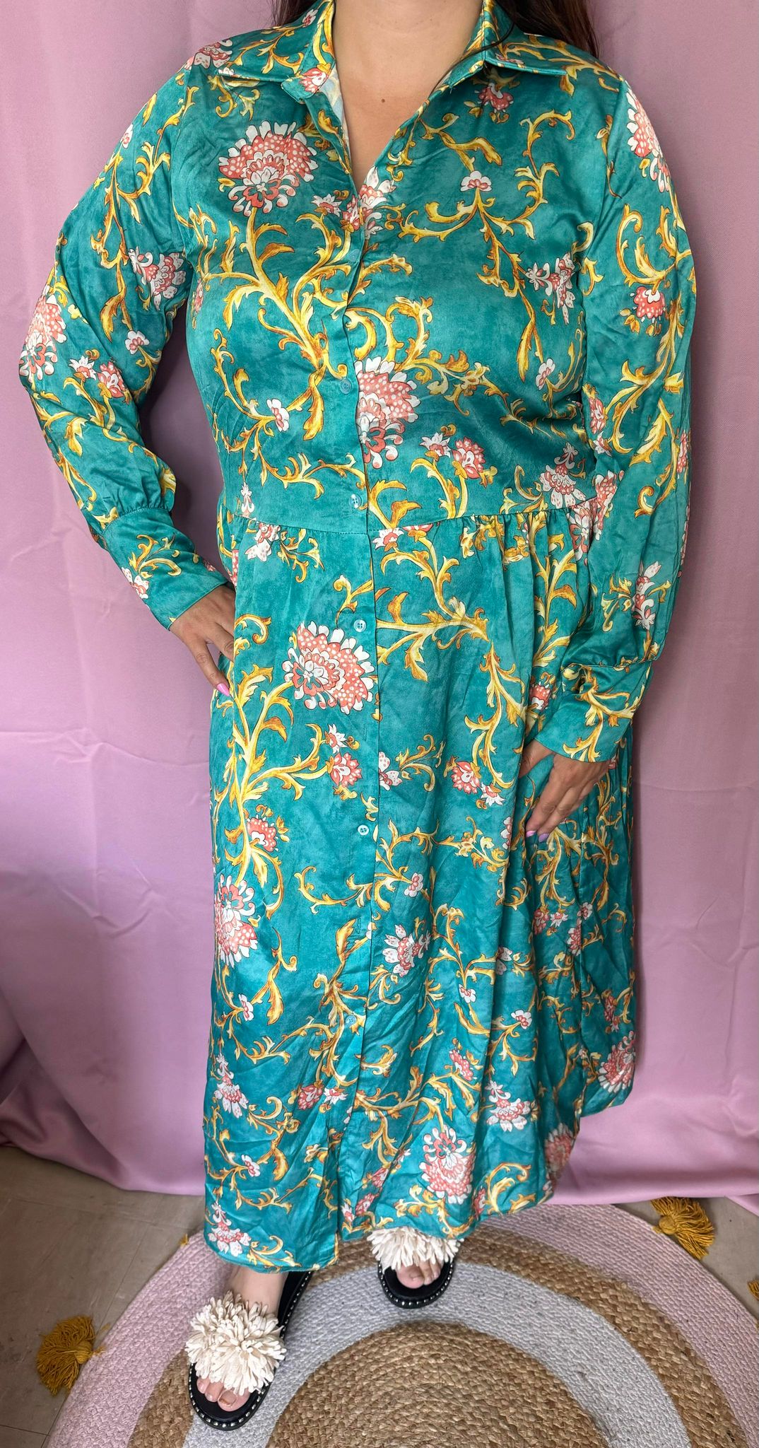 166 Robe longue satiné