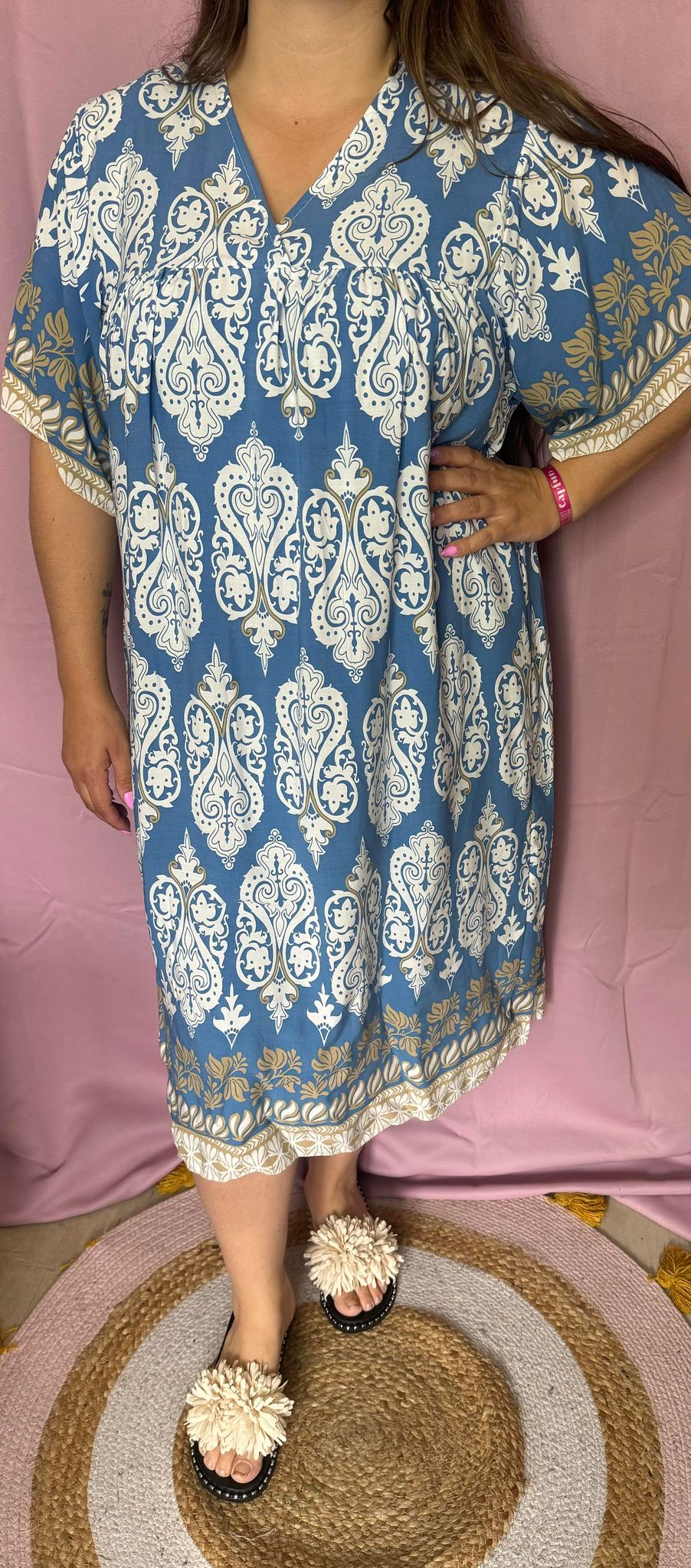 164 Robe mi-longue
