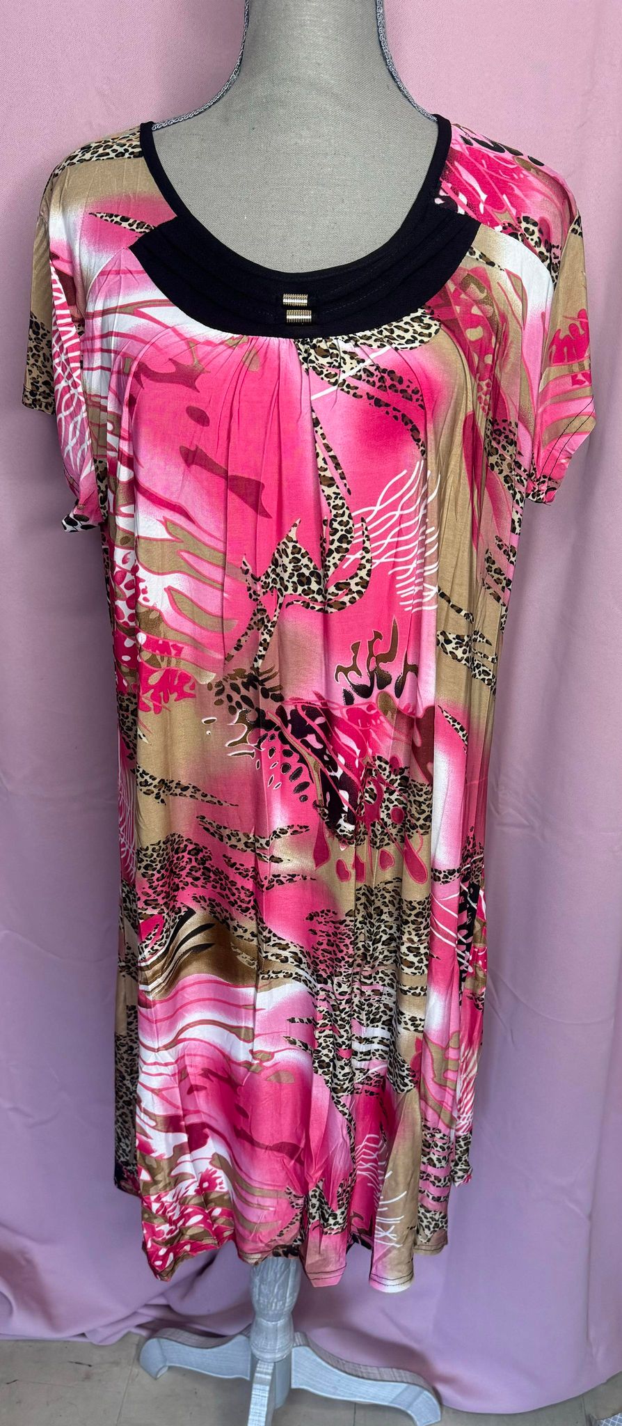 82 Robe à motifs