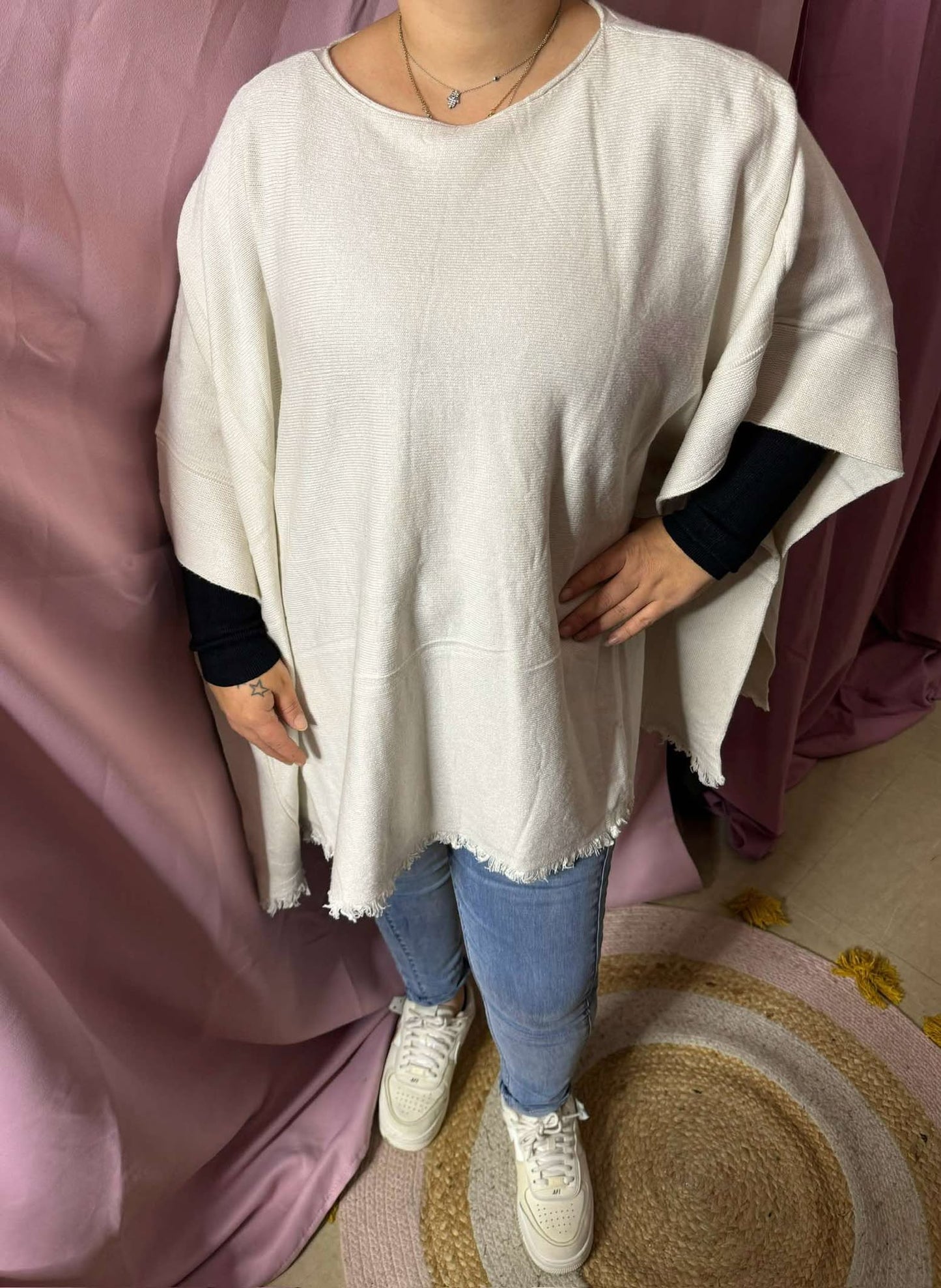 393 Poncho pull