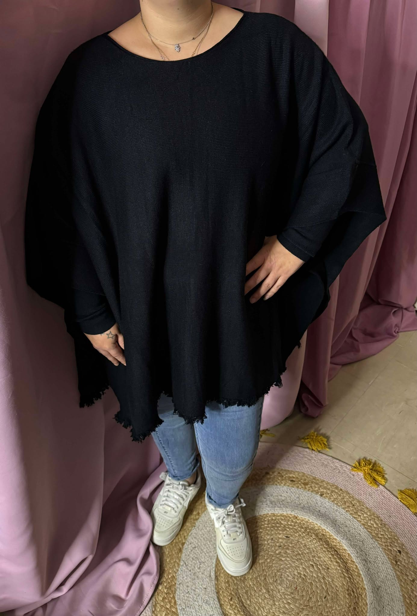 393 Poncho pull
