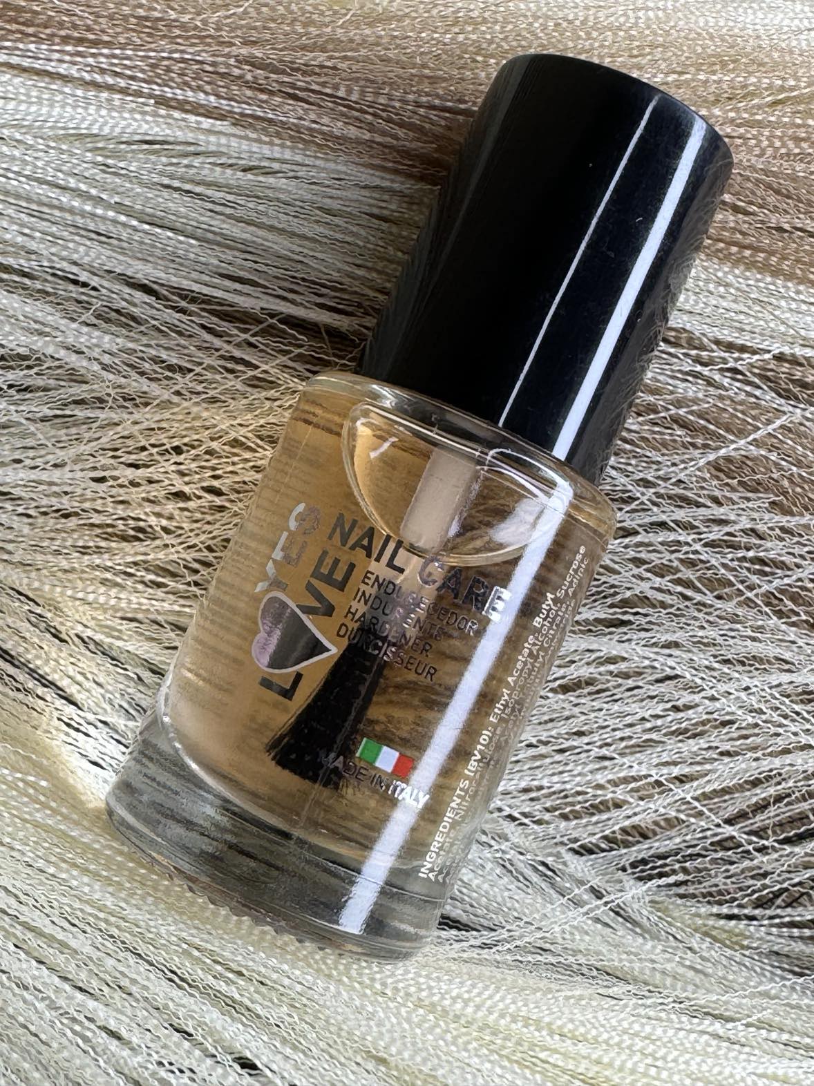 Vernis durcisseur