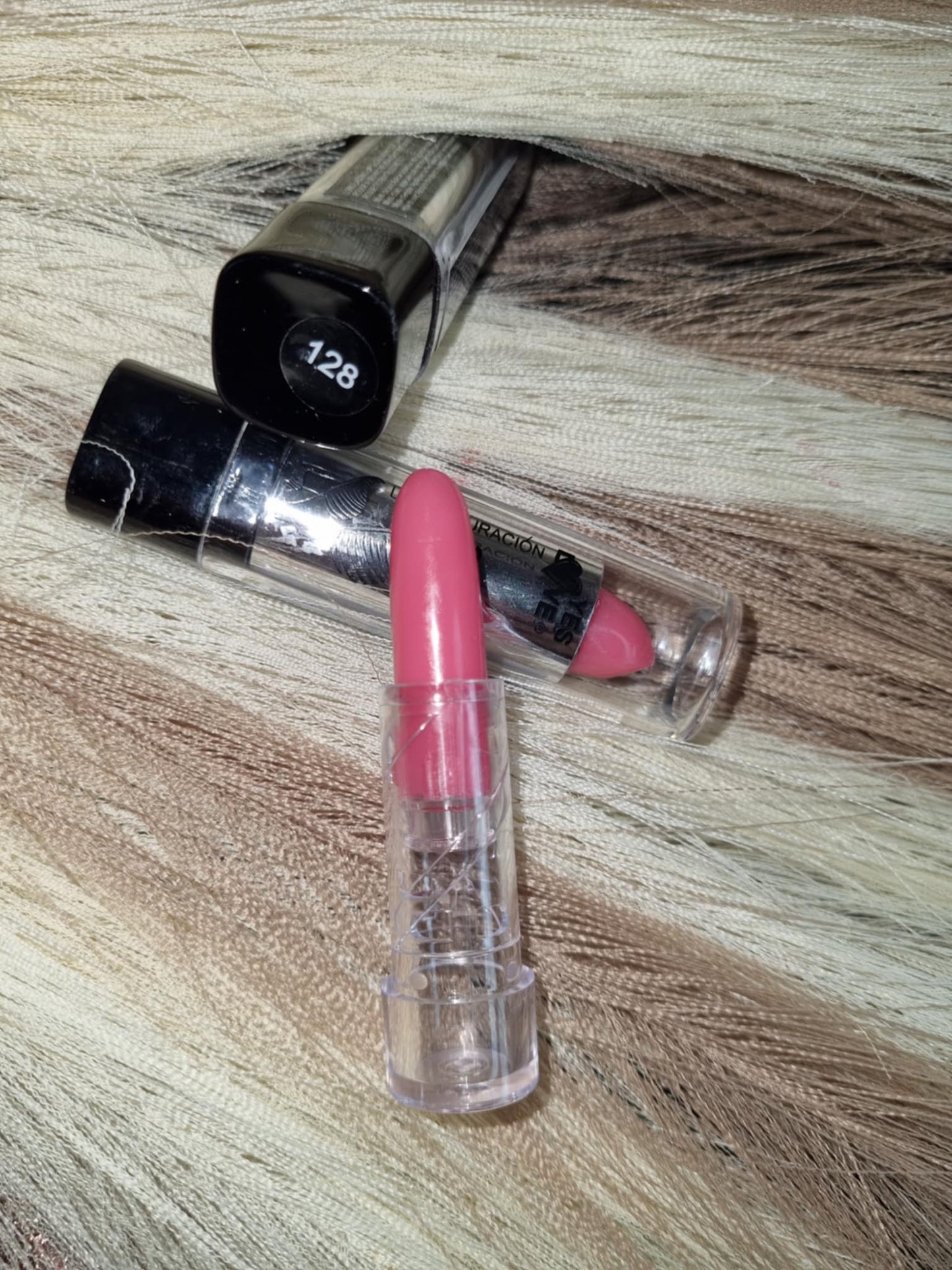 H Rouge à lèvres revitalisent