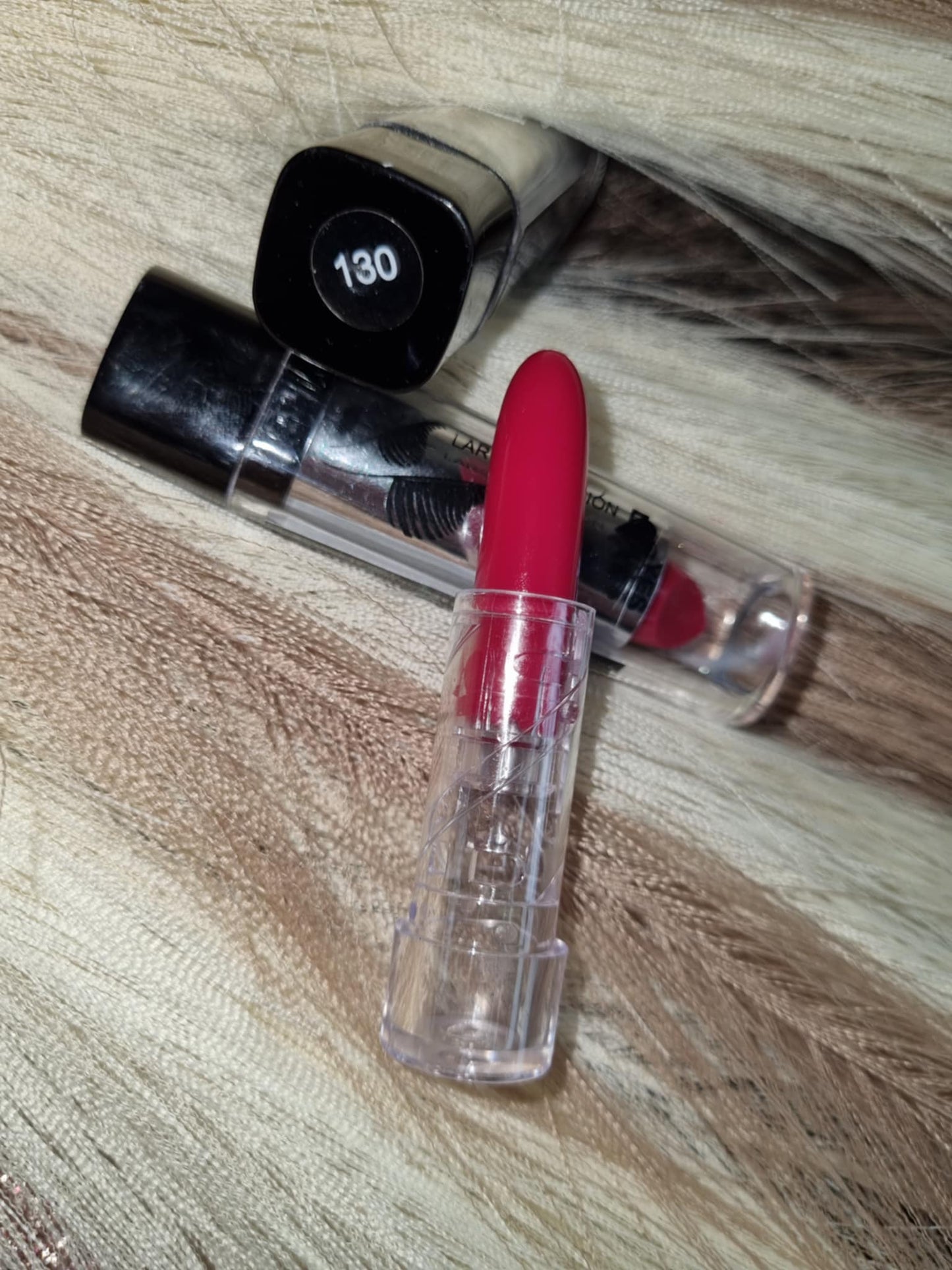 H Rouge à lèvres revitalisent