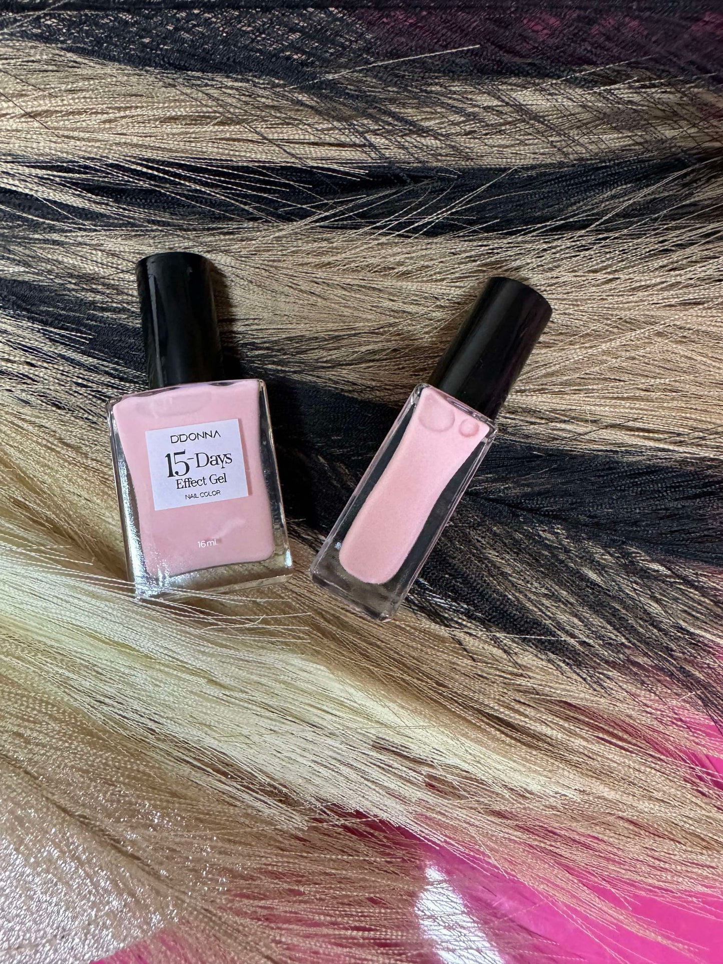 Vernis à ongle effet gel