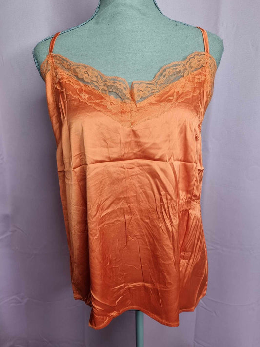 83 Caraco satin
