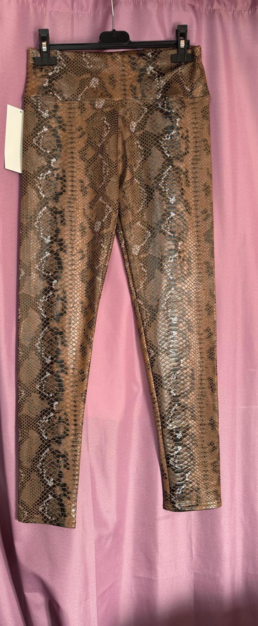 226 Jegging python