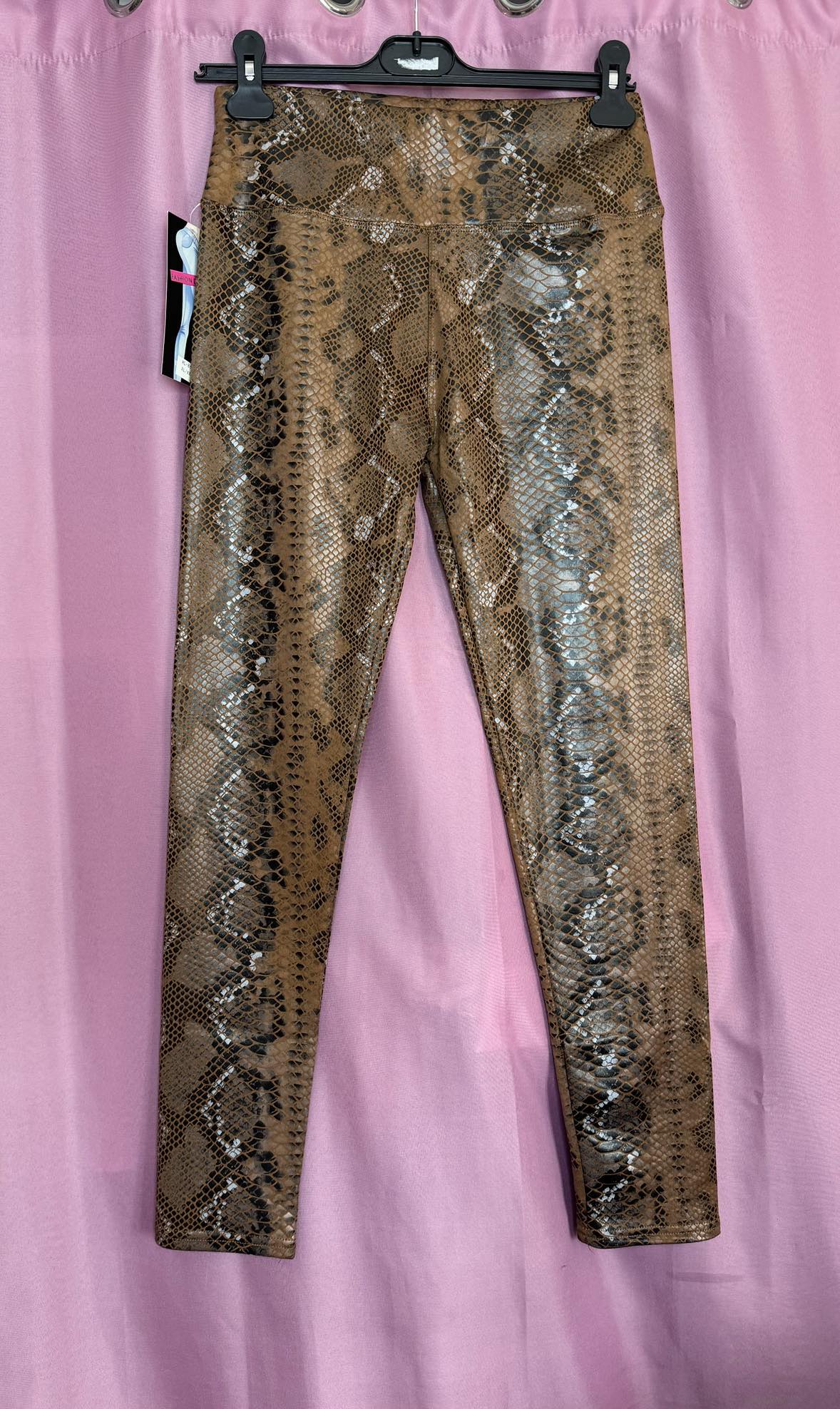 226 Jegging python