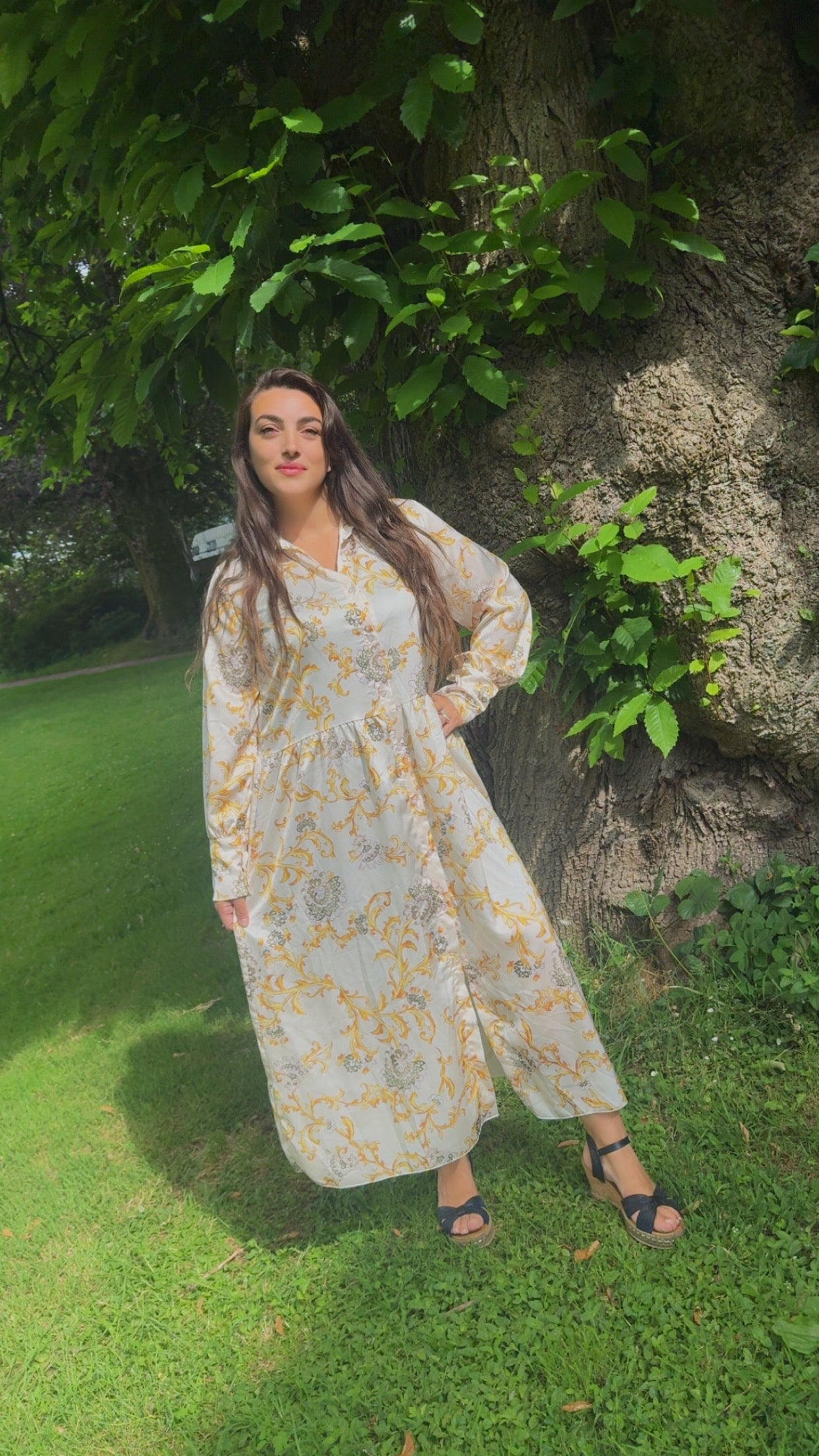 166 Robe longue satiné
