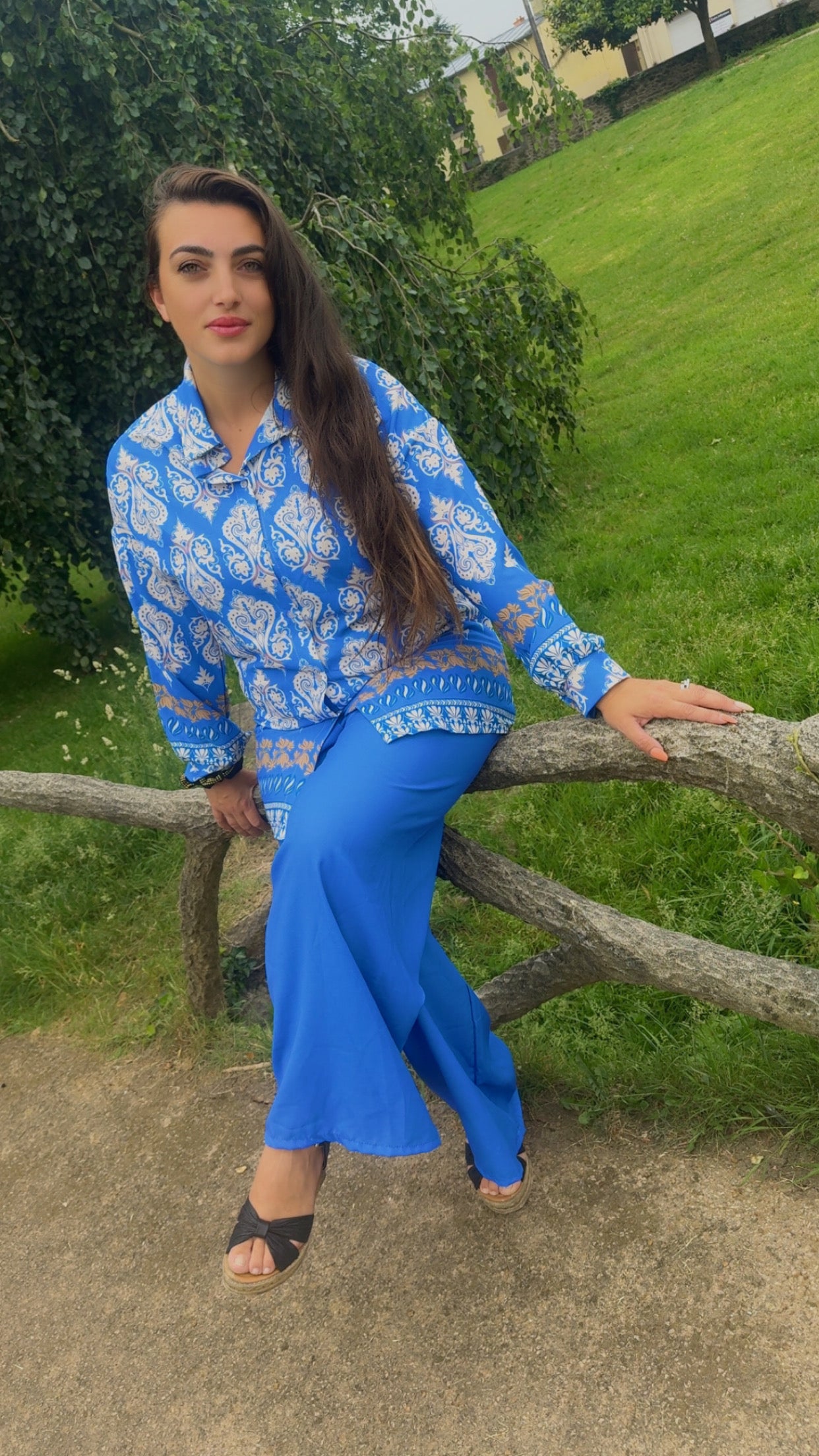 186 Ensemble chemise/palazo