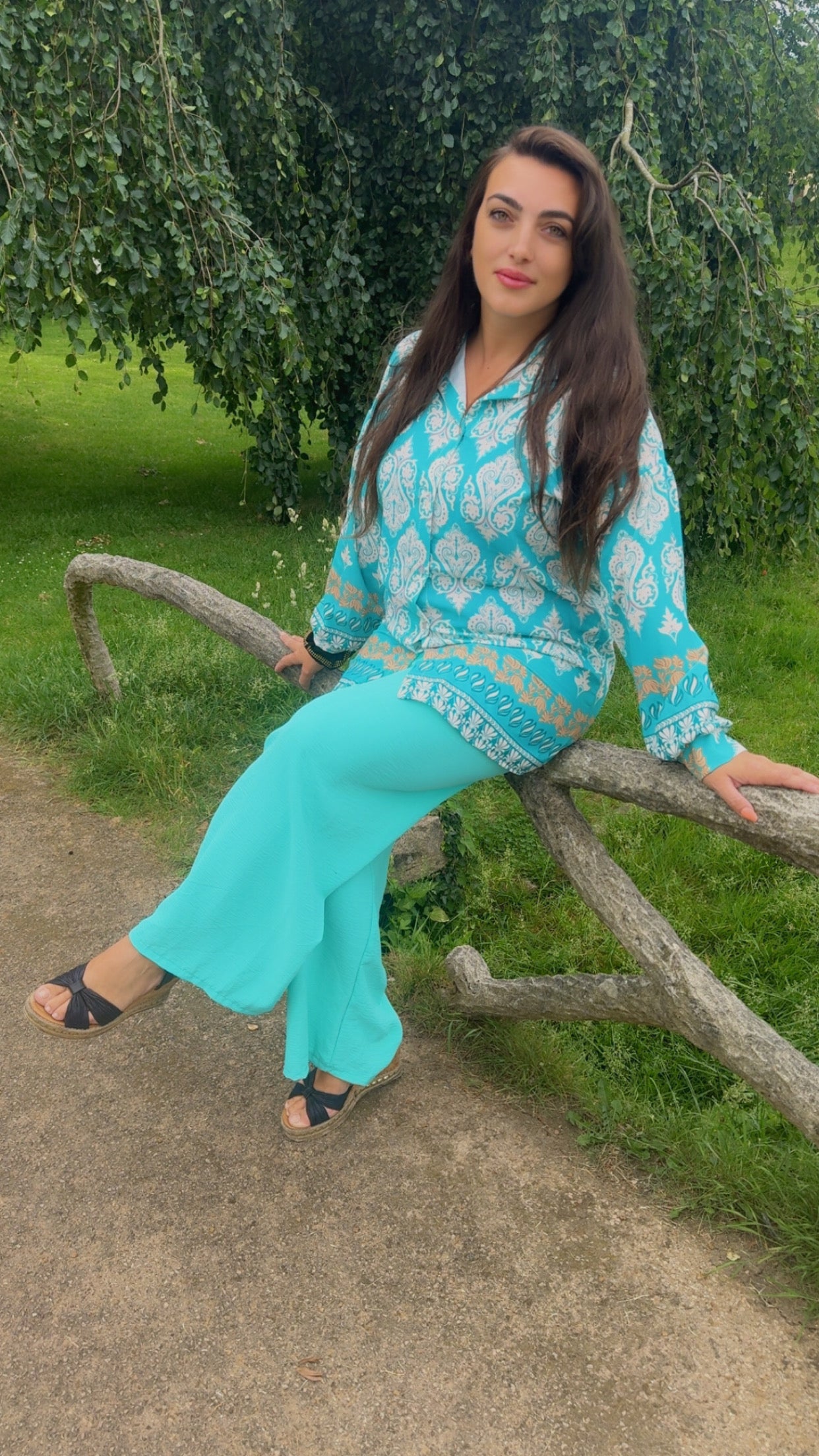 186 Ensemble chemise/palazo